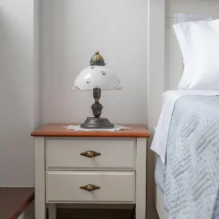 Ancora Faros Apartman *