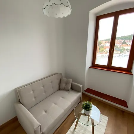 Ancora Faros Apartmán *