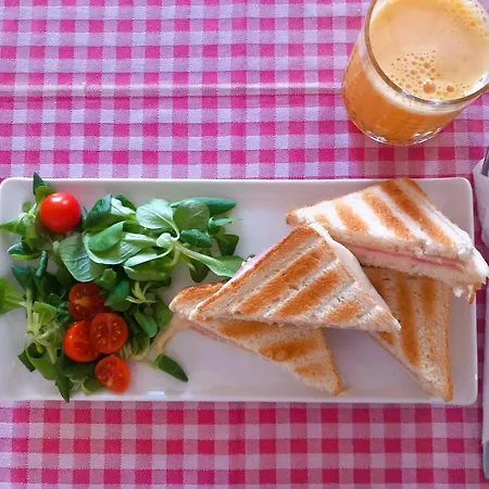 Ancora Faros Apartman *