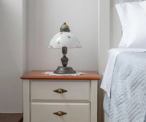 Ancora Faros דירה *