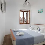 Ancora Faros