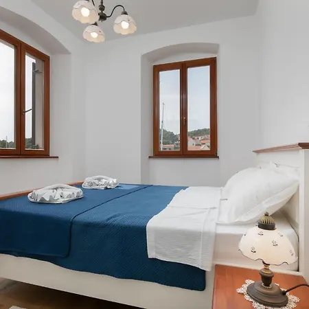 Ancora Faros