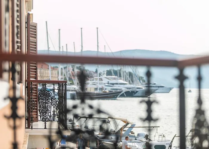 Apartman Ancora Faros *