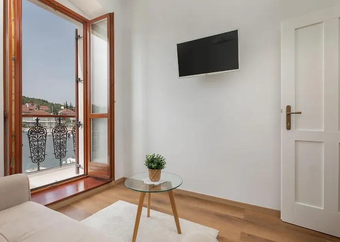 Ancora Faros Apartman
